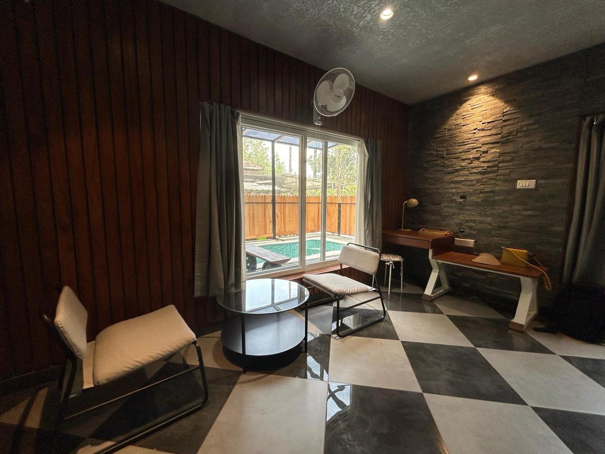 Kv By Halcyon Traveltech Apartment Anachal Ngoại thất bức ảnh